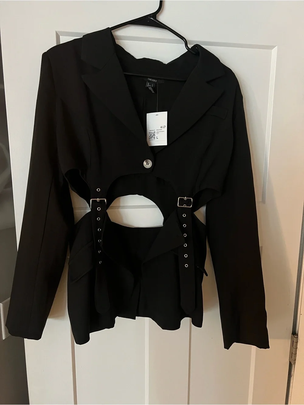 Forever 21 Black Cutout Buckle Blazer Jacket - Picture 1 of 2